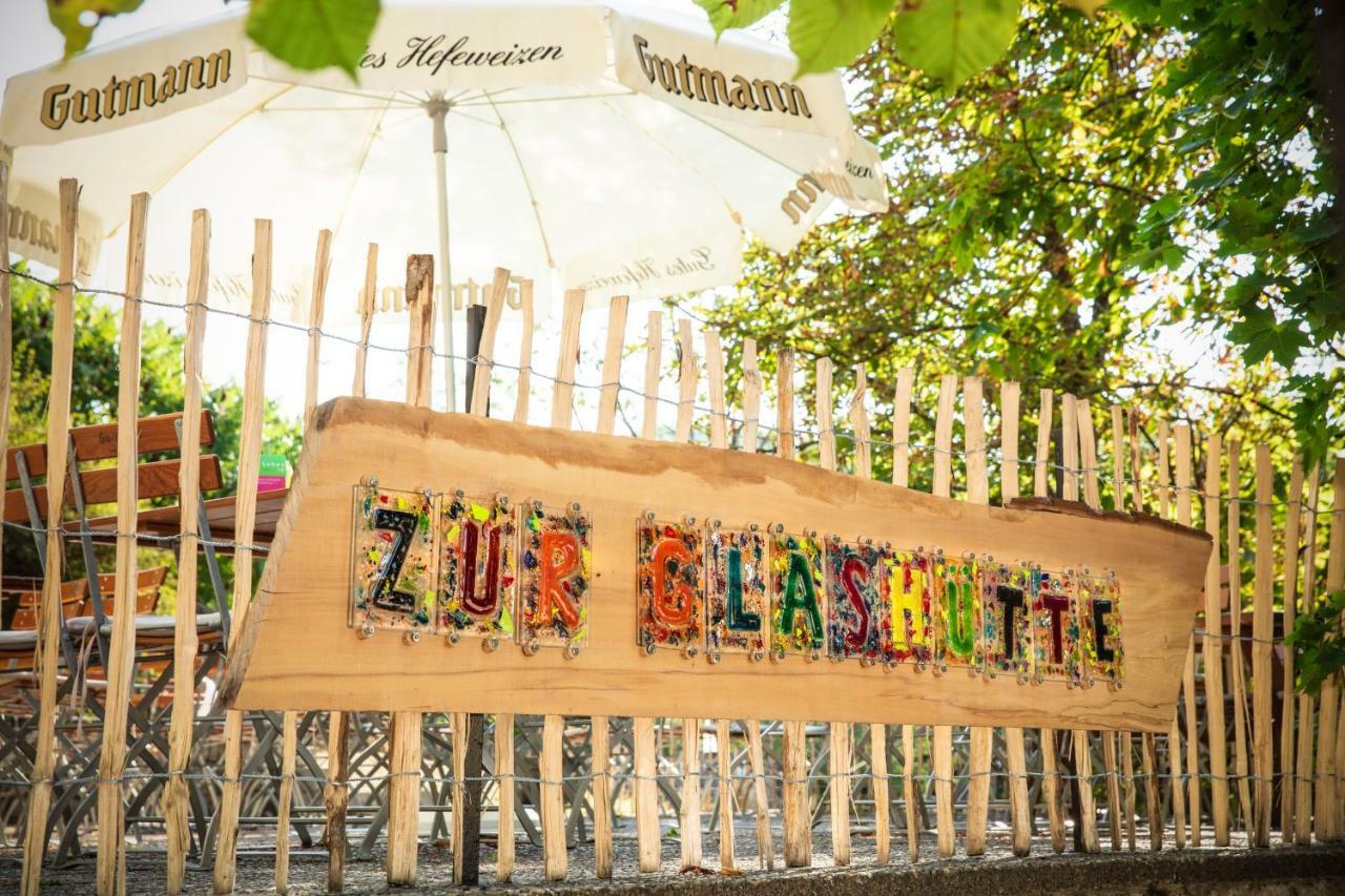 Zur Glashuette Landpension Fabrikschleichach Buitenkant foto